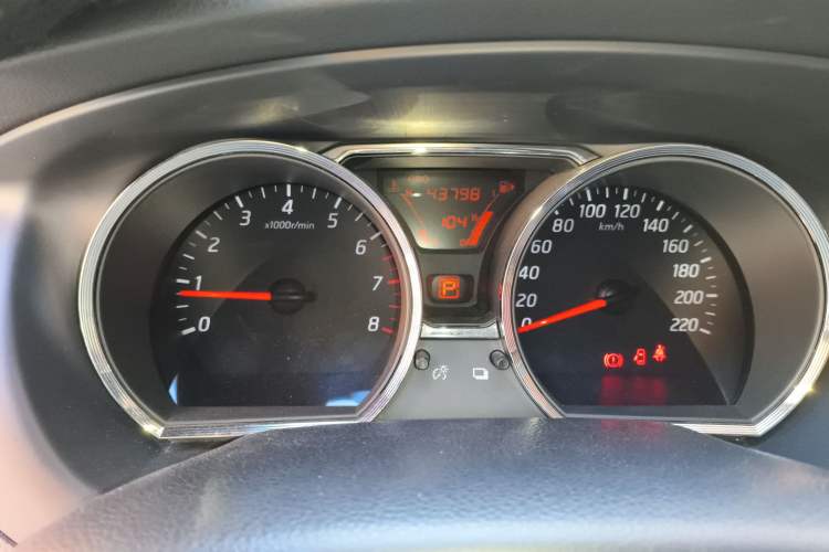 Used Nissan Livina 2015 1.6XE CVT Comfort Edition Instrument Cluster