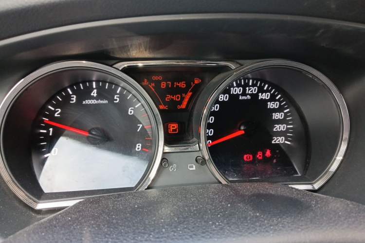 Used Nissan Livina 2015 1.6XE CVT Comfort Edition Instrument Cluster