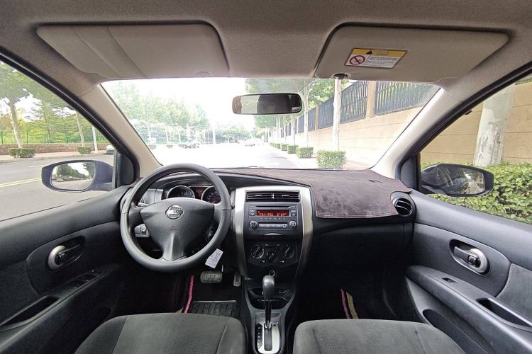 Used Nissan Livina 2015 1.6XE CVT Comfort Edition Interior 1