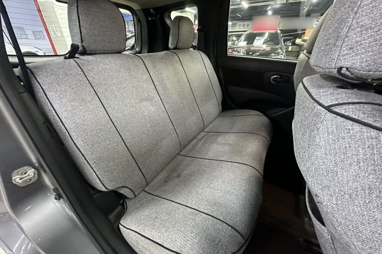 Used Nissan Livina 2015 1.6XE CVT Comfort Edition Interior 10