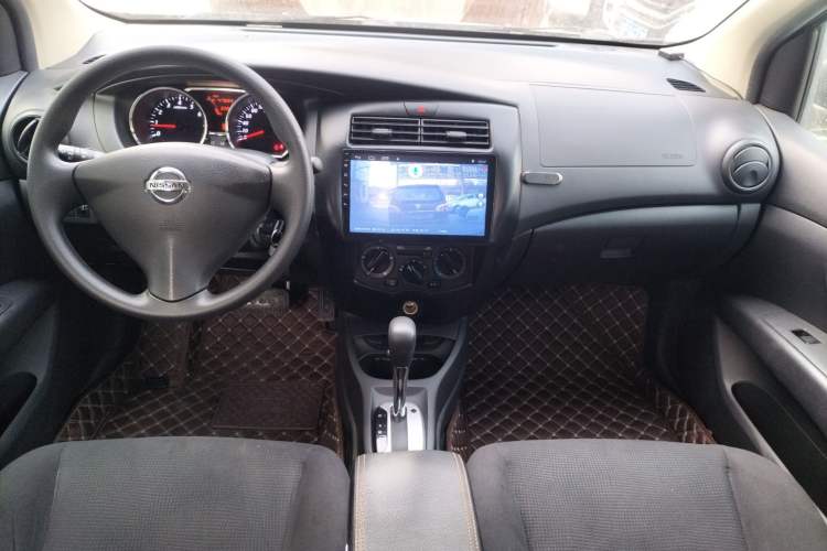 Used Nissan Livina 2015 1.6XE CVT Comfort Edition Interior 2
