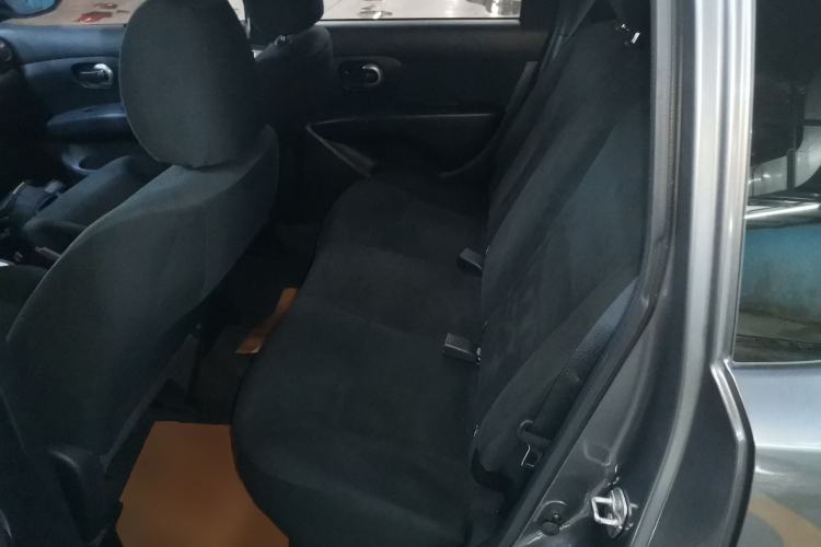 Used Nissan Livina 2015 1.6XE CVT Comfort Edition Interior 4
