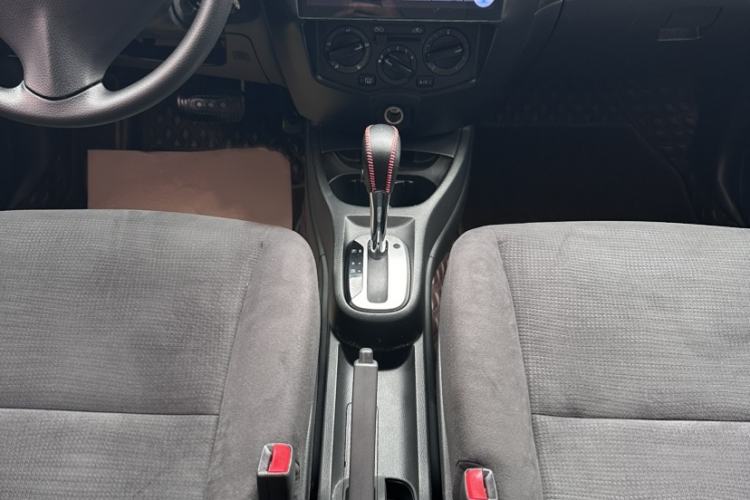 Used Nissan Livina 2015 1.6XE CVT Comfort Edition Interior 5