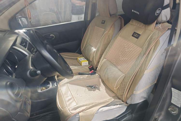 Used Nissan Livina 2015 1.6XE CVT Comfort Edition Left Front Seat
