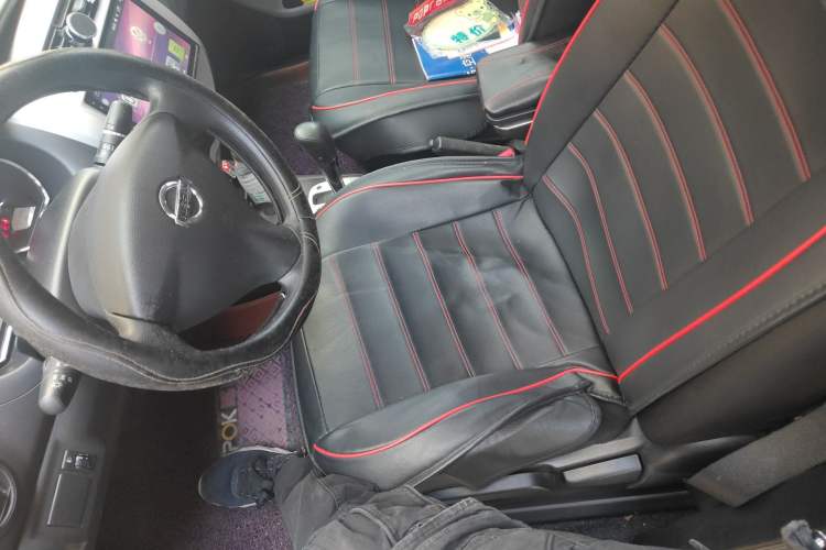 Used Nissan Livina 2015 1.6XE CVT Comfort Edition Left Front Seat