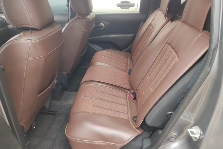 Used Nissan Livina 2015 1.6XE CVT Comfort Edition Left Rear Seat