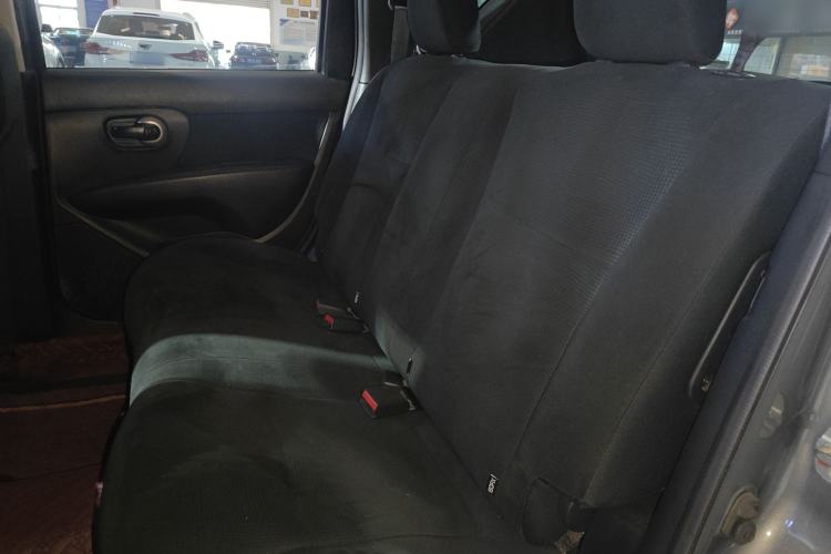 Used Nissan Livina 2015 1.6XE CVT Comfort Edition Left Rear Seat