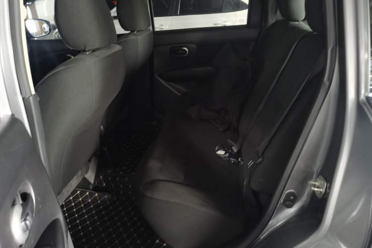 Used Nissan Livina 2015 1.6XE CVT Comfort Edition Left Rear Seat
