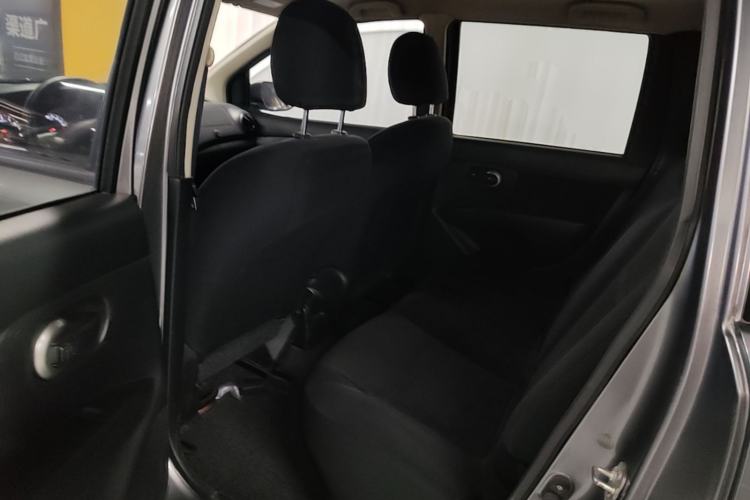 Used Nissan Livina 2015 1.6XE CVT Comfort Edition Left Rear Seat