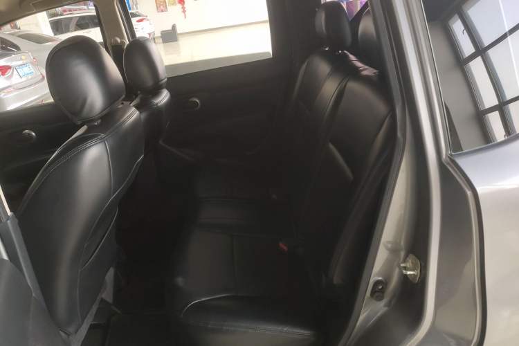 Used Nissan Livina 2015 1.6XE CVT Comfort Edition Left Rear Seat