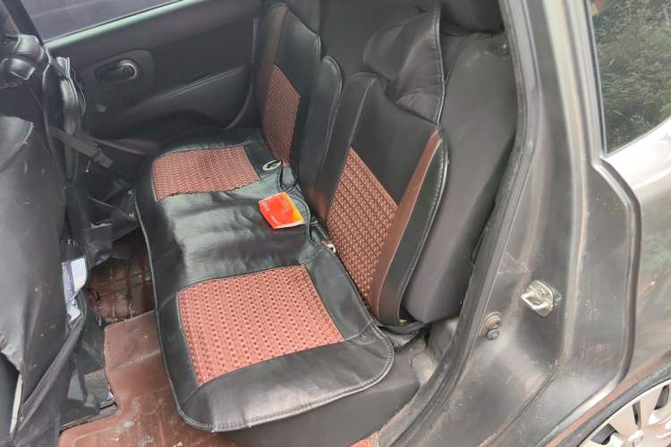 Used Nissan Livina 2015 1.6XE CVT Comfort Edition Left Rear Seat