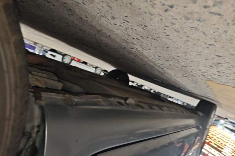 Used Nissan Livina 2015 1.6XE CVT Comfort Edition Left Side Sill