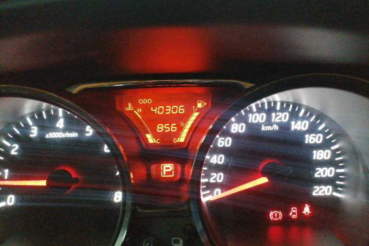 Used Nissan Livina 2015 1.6XE CVT Comfort Edition Odometer Close Up