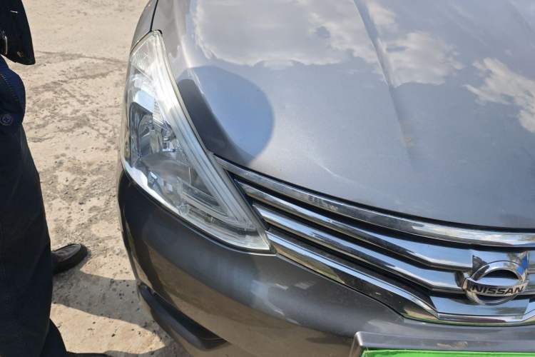 Used Nissan Livina 2015 1.6XE CVT Comfort Edition Right Front Headlight