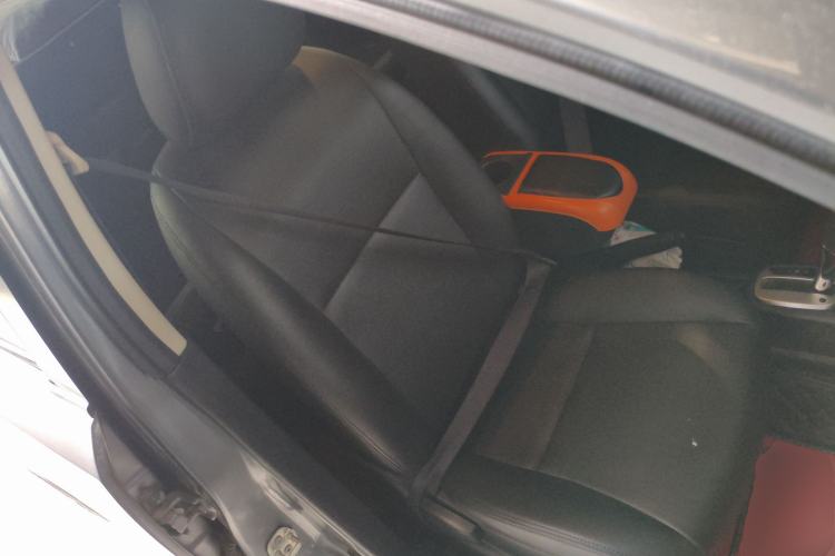 Used Nissan Livina 2015 1.6XE CVT Comfort Edition Right Front Seat