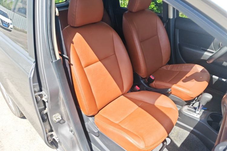 Used Nissan Livina 2015 1.6XE CVT Comfort Edition Right Front Seat