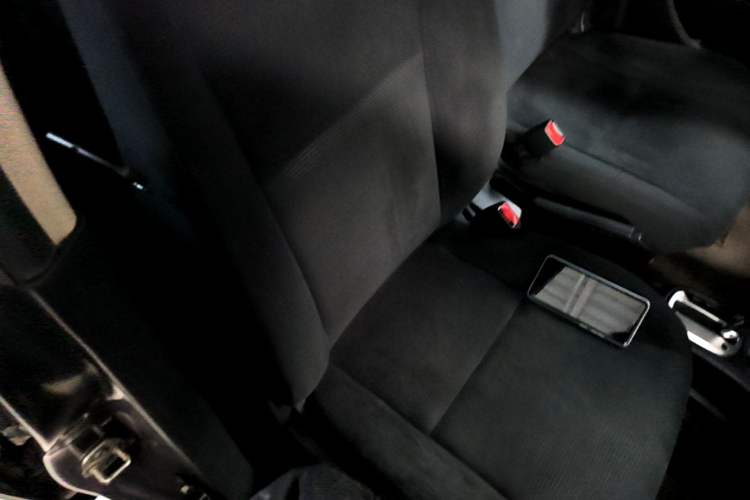 Used Nissan Livina 2015 1.6XE CVT Comfort Edition Right Front Seat