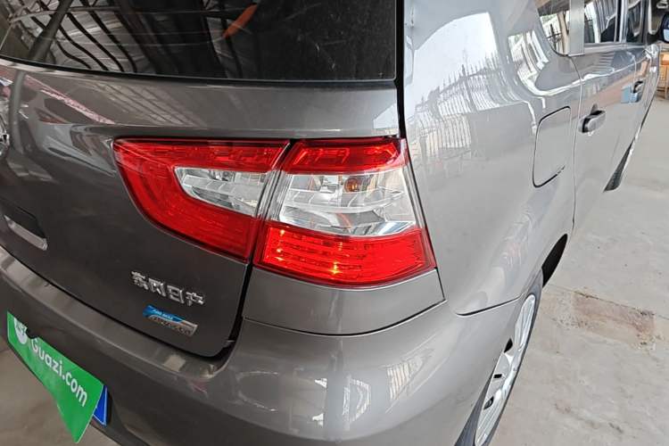 Used Nissan Livina 2015 1.6XE CVT Comfort Edition Right Rear Taillight