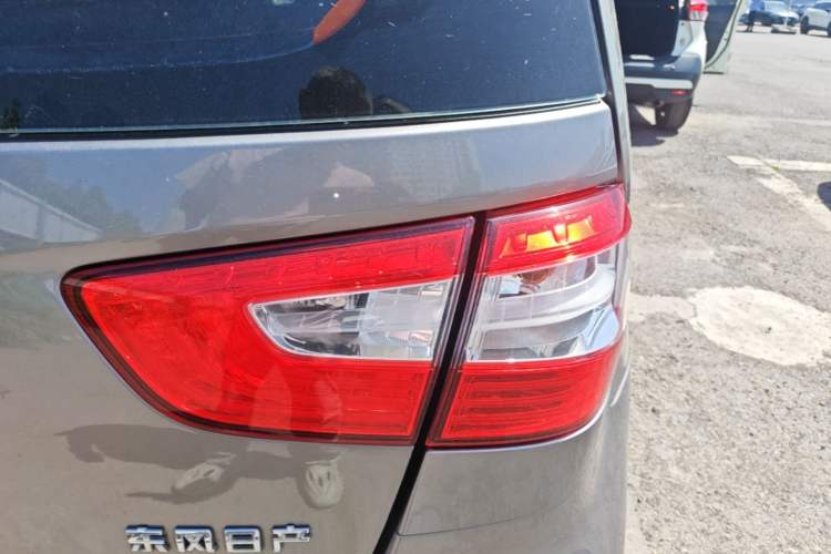 Used Nissan Livina 2015 1.6XE CVT Comfort Edition Right Rear Taillight