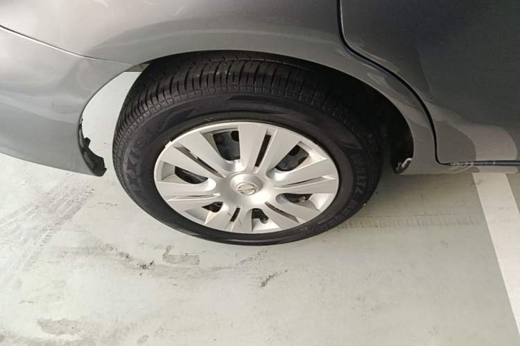 Used Nissan Livina 2015 1.6XE Manual Comfort Edition Right Rear Wheel Hub