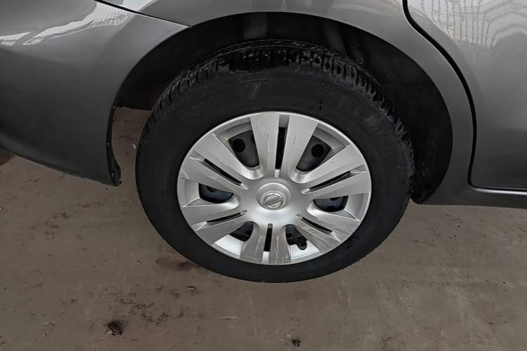 Used Nissan Livina 2015 1.6XE CVT Comfort Edition Right Rear Wheel Hub
