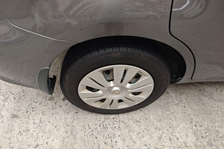 Used Nissan Livina 2015 1.6XE CVT Comfort Edition Right Rear Wheel Hub