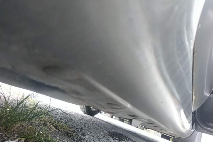 Used Nissan Livina 2015 1.6XE CVT Comfort Edition Right Side Sill