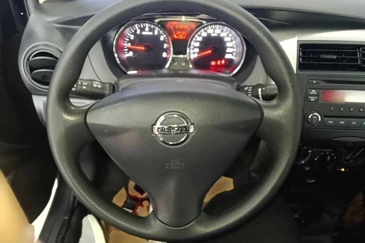 Used Nissan Livina 2015 1.6XE Manual Comfort Edition Steering Wheel
