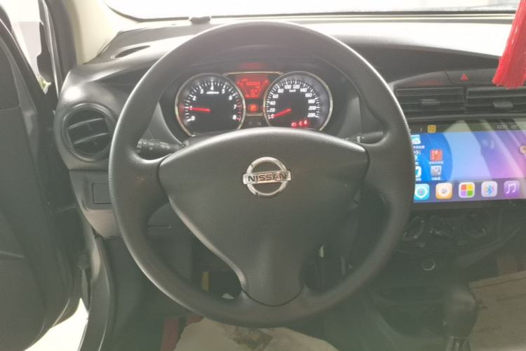 Used Nissan Livina 2015 1.6XE CVT Comfort Edition Steering Wheel