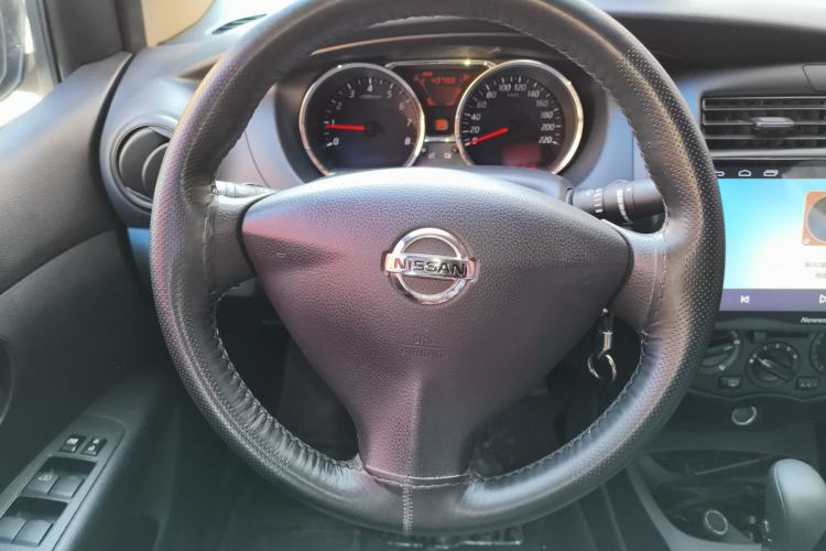 Used Nissan Livina 2015 1.6XE CVT Comfort Edition Steering Wheel