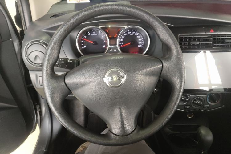 Used Nissan Livina 2015 1.6XE CVT Comfort Edition Steering Wheel
