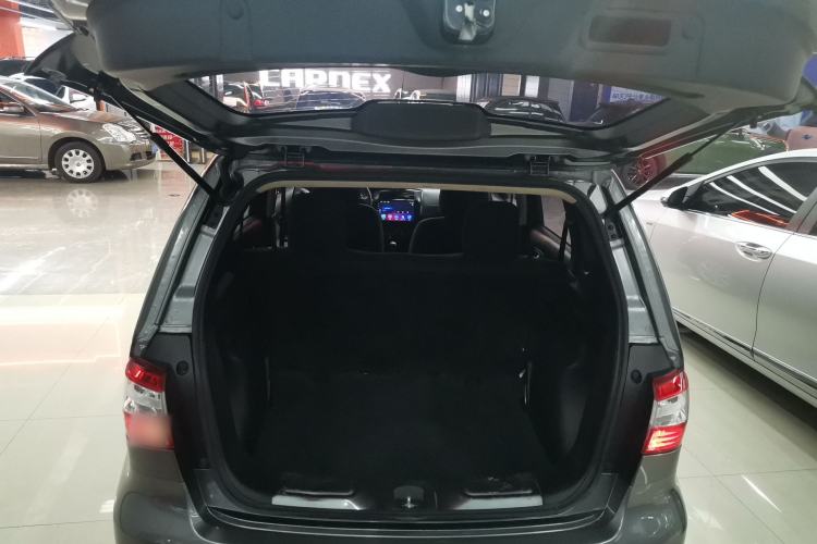 Used Nissan Livina 2015 1.6XE CVT Comfort Edition Trunk