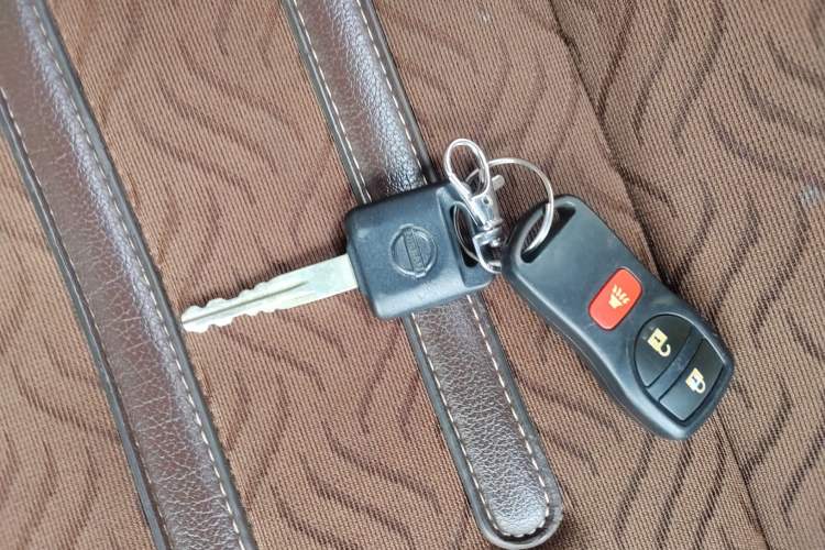 Used Nissan Livina 2015 1.6XE CVT Comfort Edition Vehicle Key