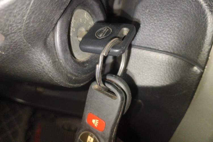 Used Nissan Livina 2015 1.6XE CVT Comfort Edition Vehicle Key