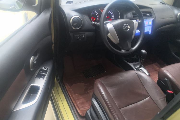 Used Nissan Livina 2015 Jinrui 1.6XV CVT Cool Cafe Edition Driver Seat