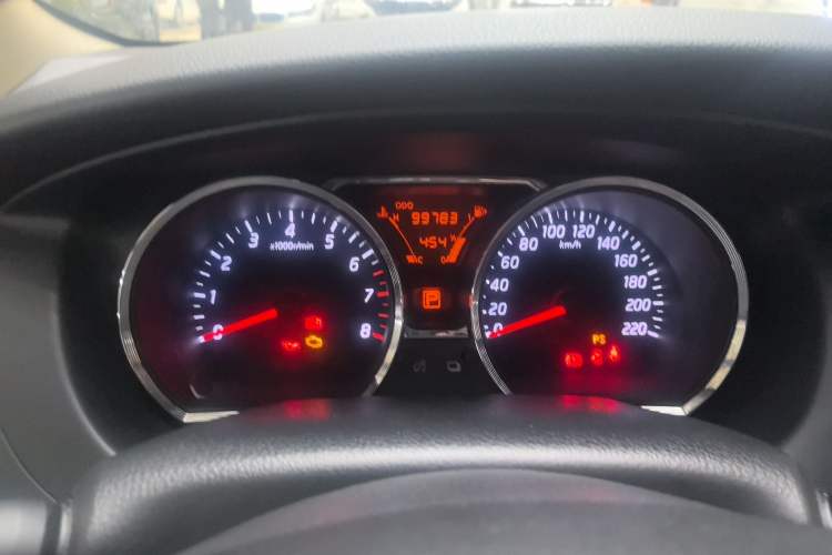 Used Nissan Livina 2015 Jinrui 1.6XV CVT Cool Cafe Edition Instrument Cluster