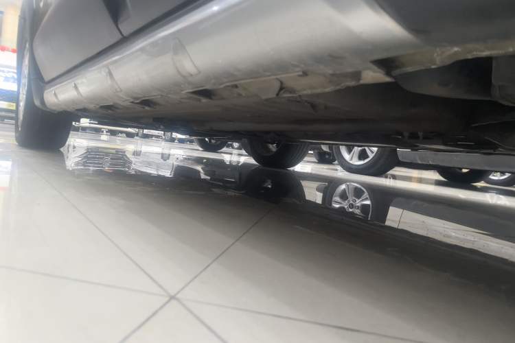 Used Nissan Livina 2015 Jinrui 1.6XV CVT Cool Cafe Edition Left Side Sill