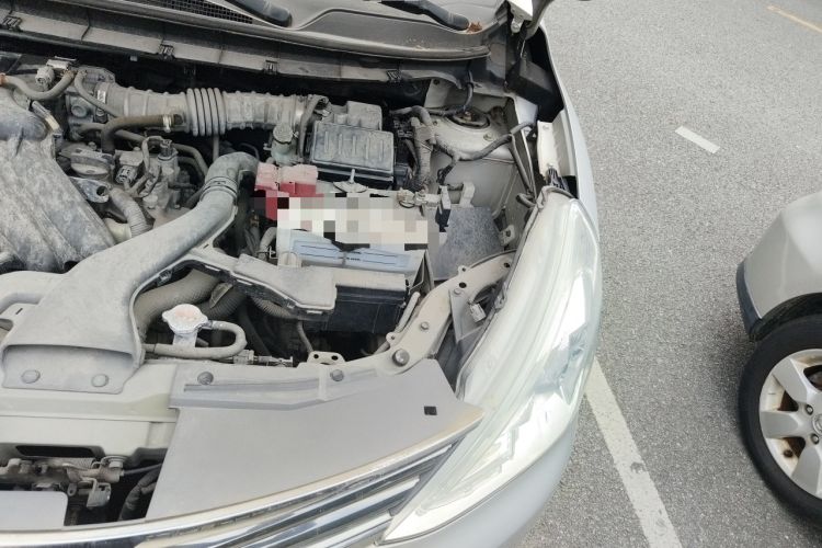 Used Nissan Livina 2015 1.6XE CVT Comfort Edition Engine Bay Left