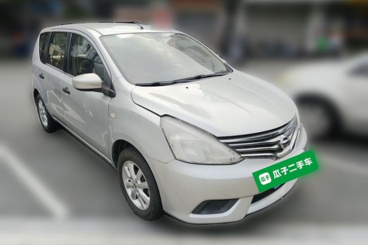 Used Nissan Livina 2015 1.6XE CVT Comfort Edition Front Right 45 Deg