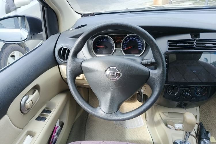 Used Nissan Livina 2015 1.6XE CVT Comfort Edition Steering Wheel