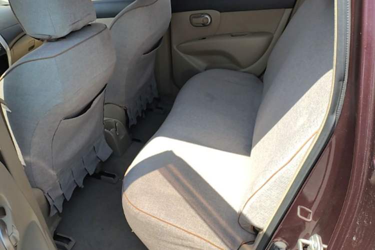 Used Nissan Livina 2015 1.6XE CVT Comfort Edition Left Rear Seat