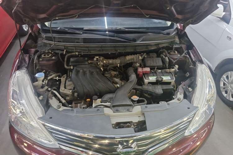 Used Nissan Livina 2015 1.6XE CVT Comfort Edition Engine Bay