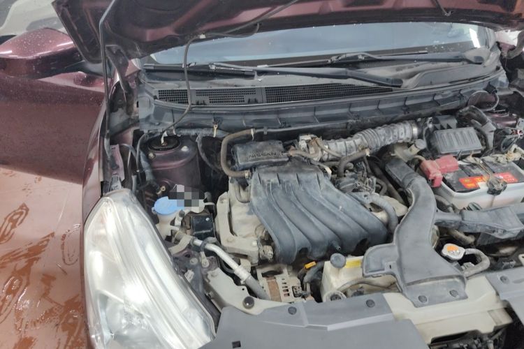 Used Nissan Livina 2015 1.6XE CVT Comfort Edition Engine Bay Right