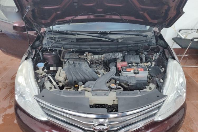 Used Nissan Livina 2015 1.6XE CVT Comfort Edition Engine Bay