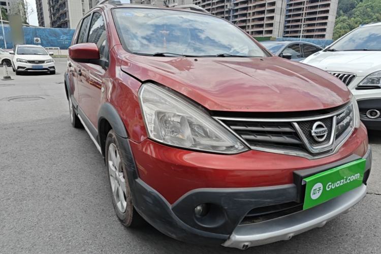 Used Nissan Livina 2015 Jinrui 1.6XV CVT Cool Cafe Edition Front Right 45 Deg