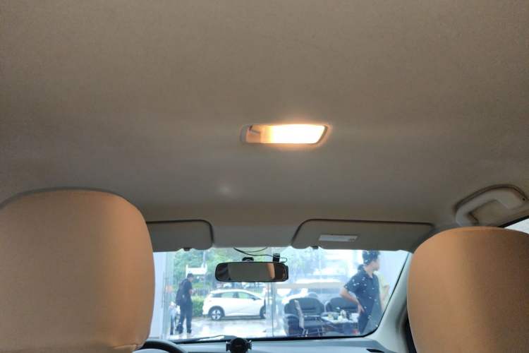 Used Nissan Livina 2015 1.6XE CVT Comfort Edition Headliner