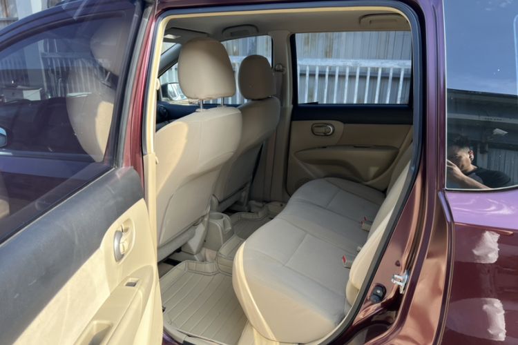 Used Nissan Livina 2015 1.6XE CVT Comfort Edition Interior 1