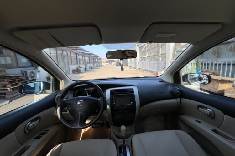 Used Nissan Livina 2015 1.6XE CVT Comfort Edition Interior 2