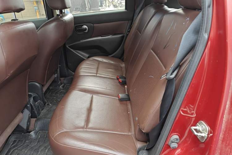 Used Nissan Livina 2015 Jinrui 1.6XV CVT Cool Cafe Edition Left Rear Seat