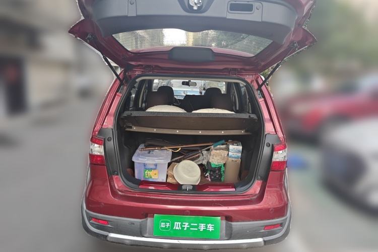 Used Nissan Livina 2015 Jinrui 1.6XV CVT Cool Cafe Edition Trunk